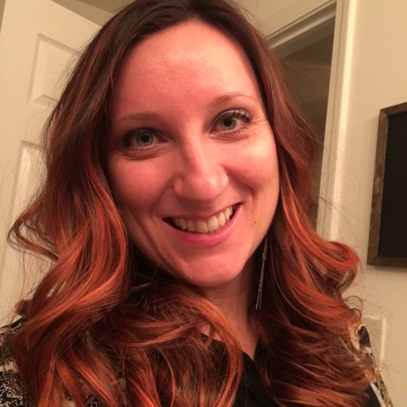 Meet your Posher, Erica - Picture 1 of 1